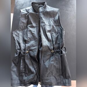 Sleeveless Layering Vest